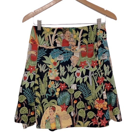 Dresses & Skirts - Artsy Frida Khalo Print A-Line Mini Skirt